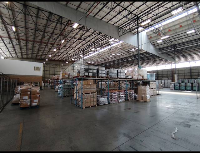 13,926M² WAREHOUSE TO LET IN GOSFORTH PARK